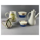 Vtg Universal Potteries Inc Ovenware & More