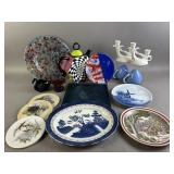 Fenton Glass Hat, Hyalyn, Rosenthal, Caruso & More