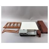 Lionel Truck Loading Dock & New York Caboose