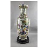Chinese Rose Medallion Porcelain Vase