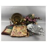 Vtg Fall Tableware, Floral Linens, & More