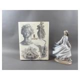 Llradrï¿½ Cinderella Figurine & Hardcover Book