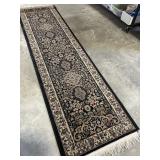 Ttraditional Oriental-Style Runner Rug