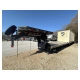 2023 PJ GOOSENECK TRAILER W/HEADACHE RACK