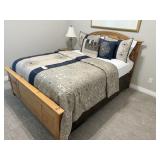 FULL PINE BEDFRAME