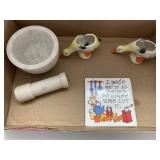 Ducks, Mortar and Pestle, Trivet