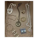 Jewelry - Misc Flat
