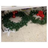 2cnt Wreaths