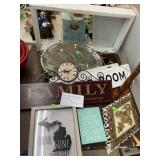 Signs, misc Decor