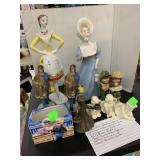 Figurines
