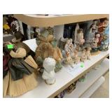 Figurines
