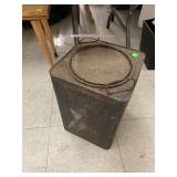 Vntg Metal container