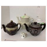 5 Tea Pots, glaze Drip, Brown Betty