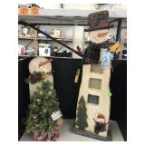 Wooden snowmen, light up