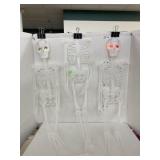3 Skeletons (red/green eyes flash on 2) 1 missing