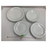 Corning pyroceram plates,  2 Lg, 17 Sm