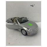 Maisto Special Edition 1:18 Scale Diecast Lexus