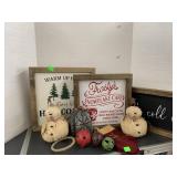 Christmas Signs and Decor
