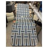 vintage aluminum frame folding chaise lounge