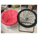 2 Folding Chairs - Bungee & Saucer