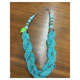 Jewelry - turquoise beaded necklace