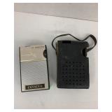 Vntg Invicta Six Transistor Radio And Bag