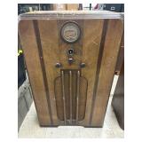 Antique Philco Radio Console