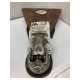 Ball hitch, Atwood
