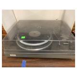 Record player, arm damaged see Picture