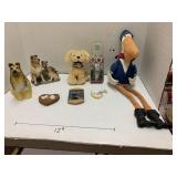Decorations, Dogs, Pelican