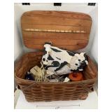 Picnic Basket, Utensils, Decor, Misc