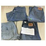 Menï¿½s Vintage Jeans Size 32