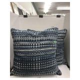 2cnt Throw Pillows