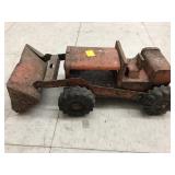 Vntg metal Tractor with loader