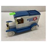 ERTL - Bank - Hostess Cake