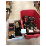 2 Totes Trains & Accessories