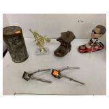 Vntg Razors, Coca Cola racecar bobble head, shoe