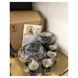 Temptations New in Box Dish Set