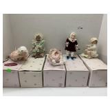 5 Ashton Drake Dolls