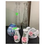 2 Vases, salt Shakers, decorations