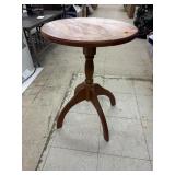 Pedestal Table