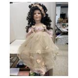 Vntg 2003 Linda Reik Doll