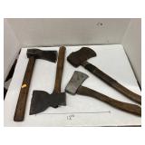 Lot of 4 axes