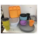 Flat of Kitchen items, Containers, plates, bowls