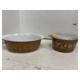 2 Pyrex Bowls