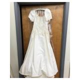 VTG Wedding Gown & Veil