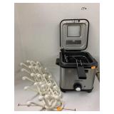 Deep fryer lid will not stay down and Coat Hooks