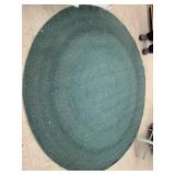 Rug 8 foot 7 inch round