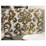 Home Accents Wall Decor