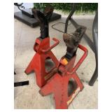 2 Floor Jack stands